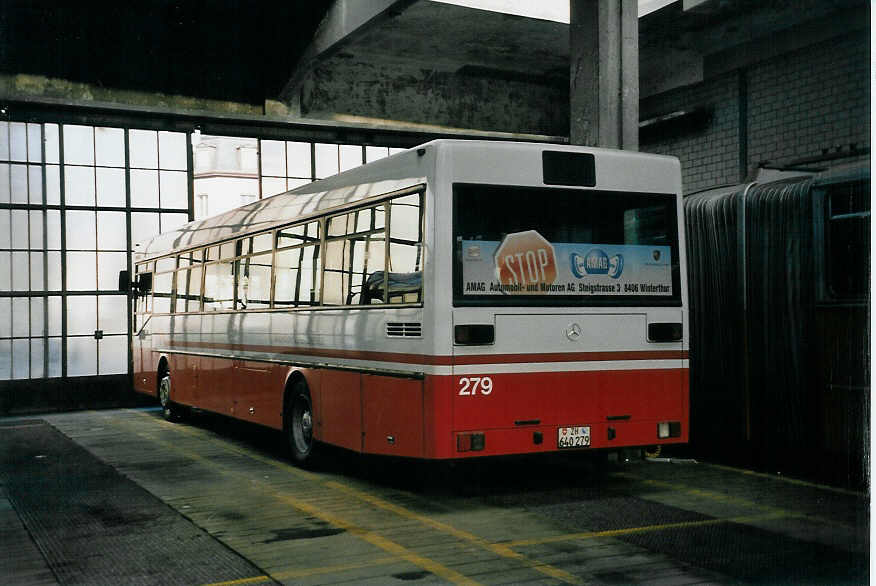(059'012) - WV Winterthur - Nr. 279/ZH 640'279 - Mercedes (ex VBZ Z�rich Nr. 619) am 20. Februar 2003 in Winterthur, Depot Deutweg