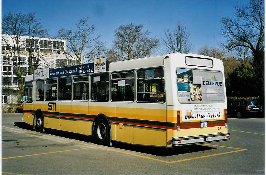 (059'101) - STI Thun - Nr. 35/BE 443'835 - Volvo/R&J (ex SAT Thun Nr. 35) am 1. M�rz 2003 bei der Schiffl�ndte Thun