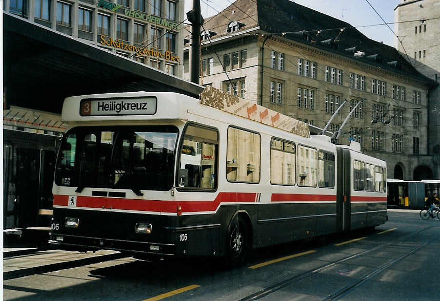 (059'332) - VBSG St. Gallen - Nr. 106 - Saurer/Hess Gelenktrolleybus am 29. M�rz 2003 beim Bahnhof St. Gallen