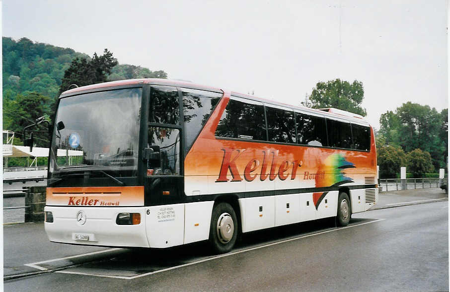(060'027) - Keller, Hottwil - Nr. 6/AG 14'088 - Mercedes am 9. Mai 2003 bei der Schiffl�ndte Thun