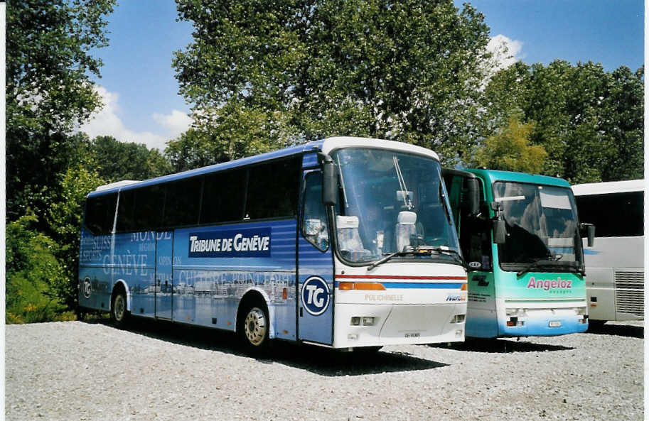 (061'305) - TourisCar, Gen�ve - GE 96'309 - Bova am 6. Juli 2003 in Bouveret, Aquaparc