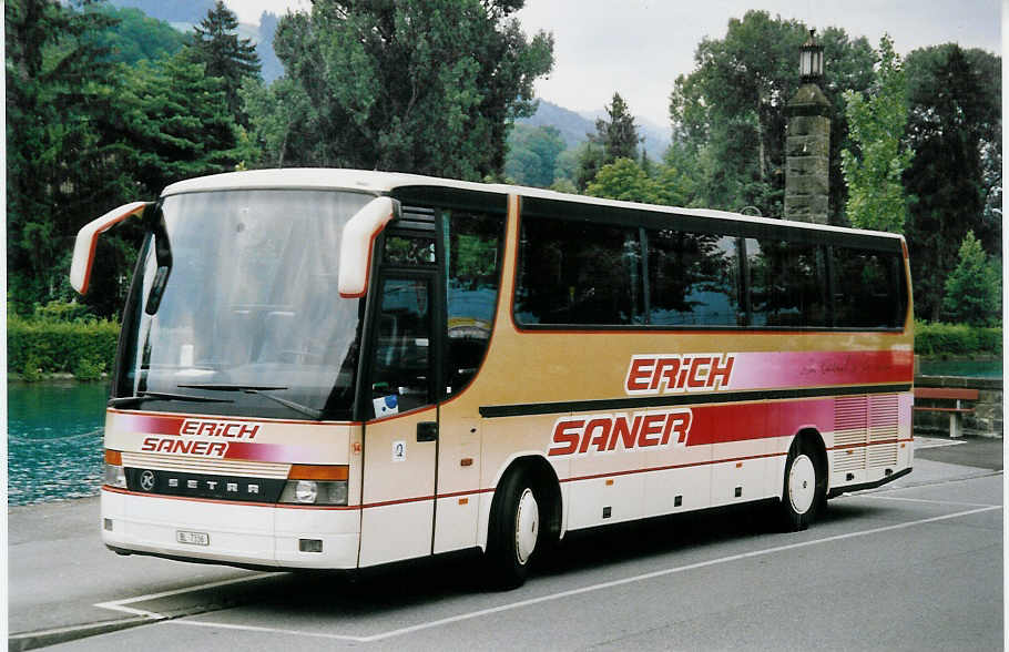 (062'001) - Saner, Laufen - Nr. 14/BL 7336 - Setra am 26. Juli 2003 bei der Schiffl�ndte Thun