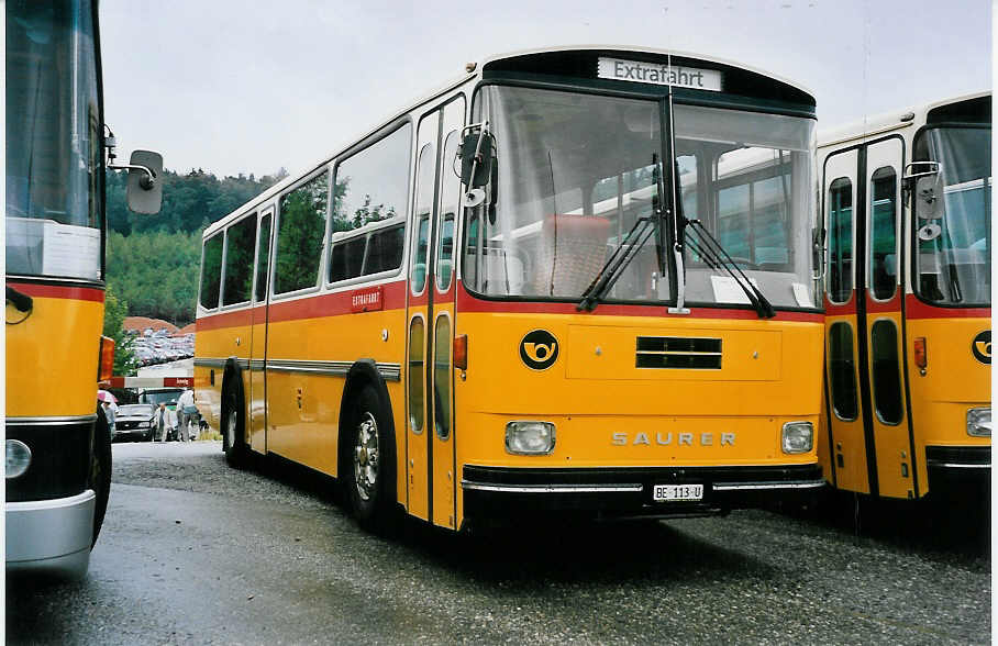 (062'908) - Zimmermann, Niederwangen - BE 113 U - Saurer/T�scher (ex P 24'289) am 30. August 2003 in Niederbipp, Saurertreffen