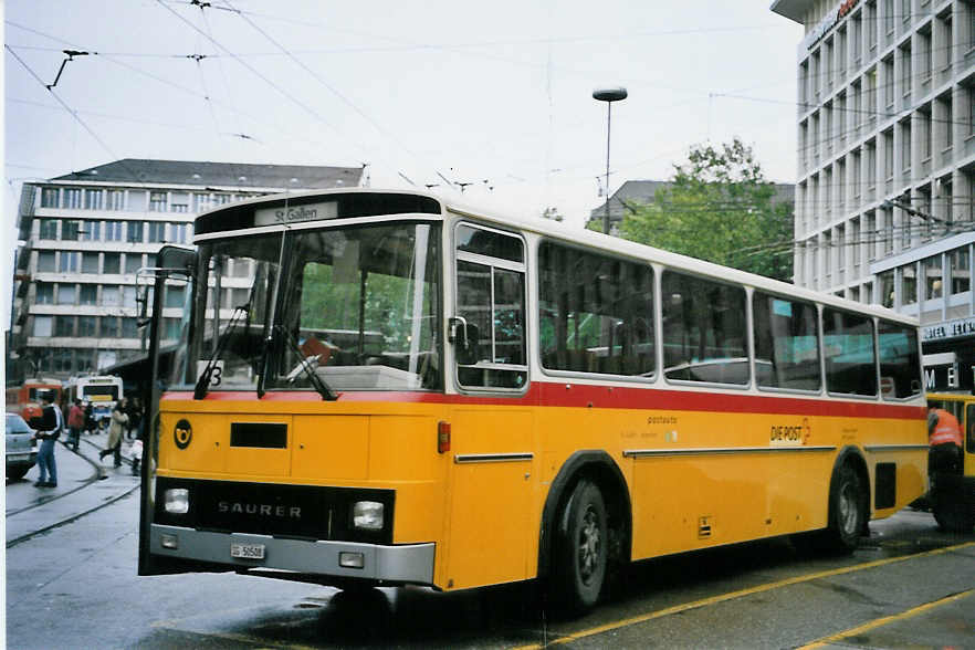 (063'811) - Schwizer, Goldach - Nr. 4/TG 50'508 - Saurer/T�scher am 9. Oktober 2003 beim Bahnhof St. Gallen