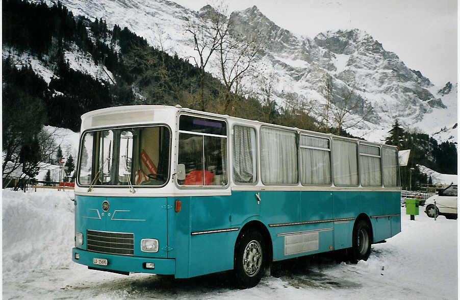(064'733) - Reichlin, Emmenbr�cke - LU 15'695 - FBW/Rizzi (ex Bucheli, Kriens Nr. 8; ex P 23'500) am 27. Dezember 2003 in Engelberg, Talstation Titlis