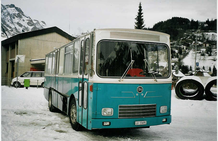 (064'734) - Reichlin, Emmenbr�cke - LU 15'695 - FBW/Rizzi (ex Bucheli, Kriens Nr. 8; ex P 23'500) am 27. Dezember 2003 in Engelberg, Talstation Titlis