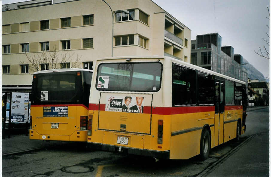 (065'103) - Luk, Gr�sch - GR 695 - NAW/Hess (ex D�nser, Trimmis) am 1. Januar 2004 beim Bahnhof Landquart