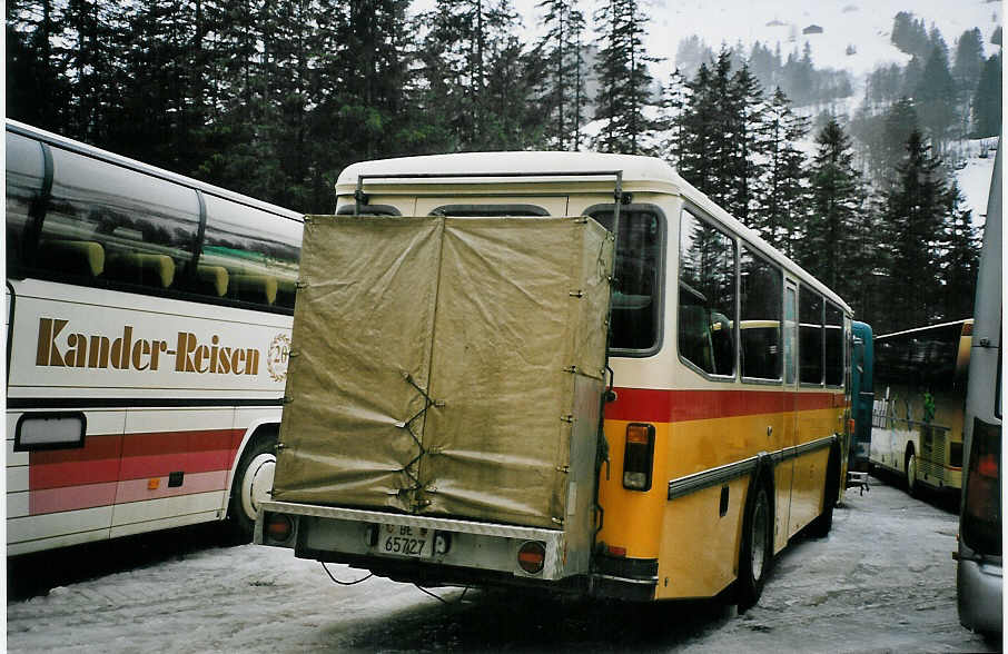 (065'323) - Selfors, Meiringen - BE 65'727 - Saurer/T�scher (ex P 24'236) am 7. Februar 2004 in Adelboden, Unter dem Birg