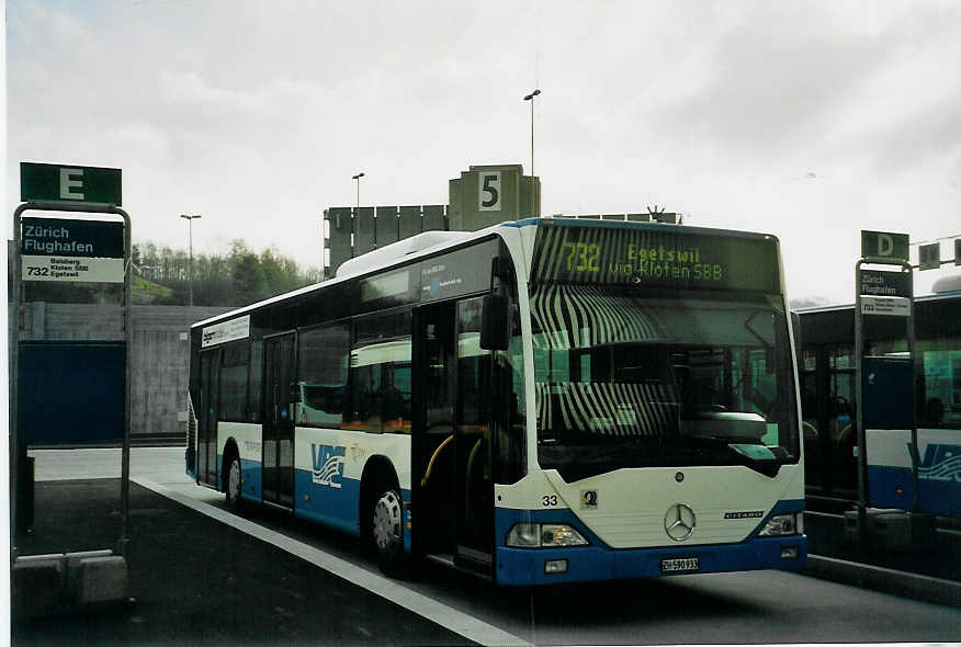 (065'504) - Maag, Kloten - Nr. 33/ZH 590'933 - Mercedes am 16. Februar 2004 in Z�rich, Flughafen