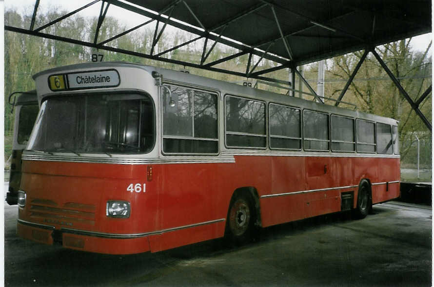 (066'233) - TPG Gen�ve (Knoerr) - Nr. 461 - Leyland-DAB am 21. M�rz 2004 in Gen�ve, D�p�t