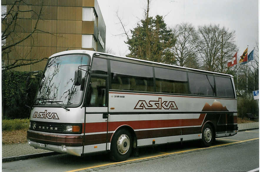 (066'326) - ASKA Aeschi - Nr. 11/BE 91'535 - Setra am 26. M�rz 2004 in Thun, Hotel Seepark