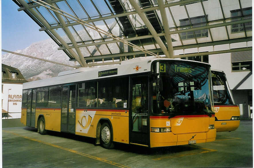 (066'611) - PostAuto Graub�nden - GR 159'345 - Volvo/Hess (ex P 25'676) am 20. April 2004 in Chur, Postautostation