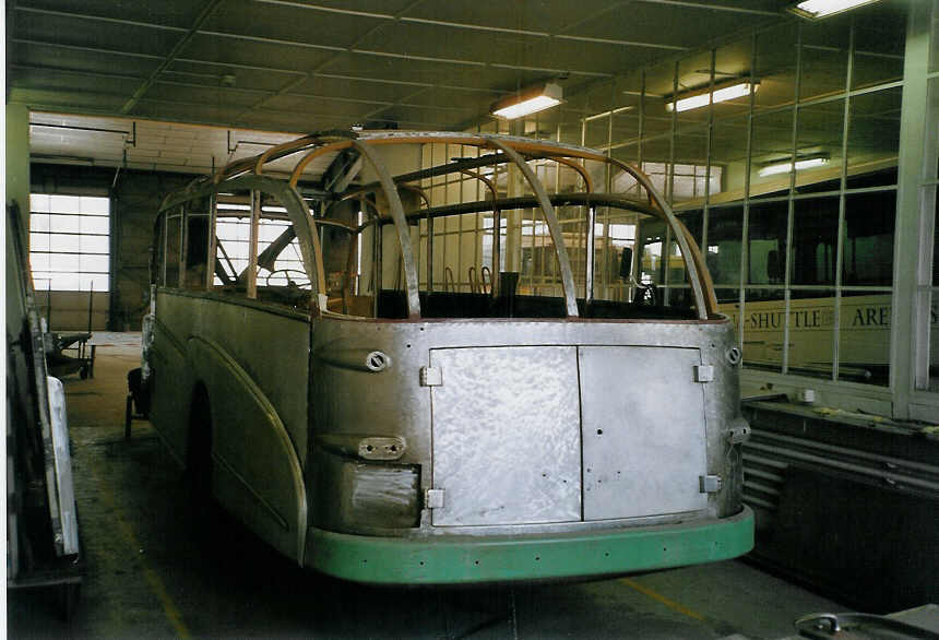 (066'901) - R�llin, Hirzel - FBW/FHS (ex Fl�ckiger, Rickenbach; ex Rieben, Aesch; ex Pfister, Th�rnen) am 21. April 2004 in Bellach, Hess