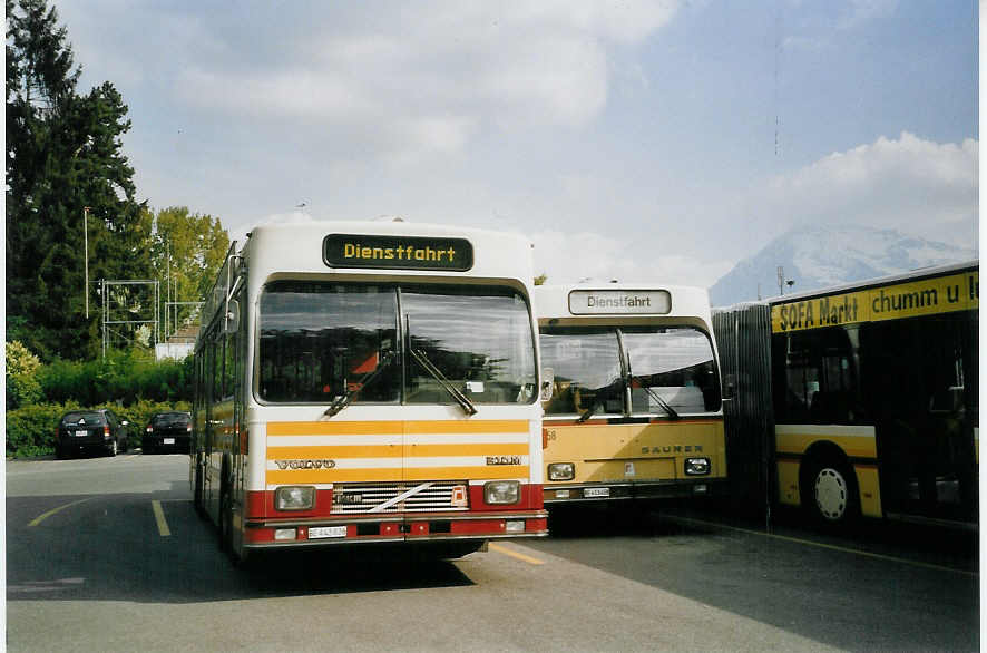 (067'534) - STI Thun - Nr. 36/BE 443'836 - Volvo/R&J (ex SAT Thun Nr. 36) am 15. Mai 2004 bei der Schiffl�ndte Thun