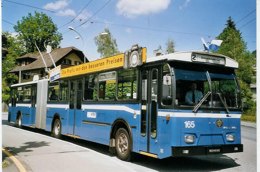 (067'914) - VBL Luzern - Nr. 165 - Volvo/Hess Gelenktrolleybus am 23. Mai 2004 in Luzern, W�rzenbach