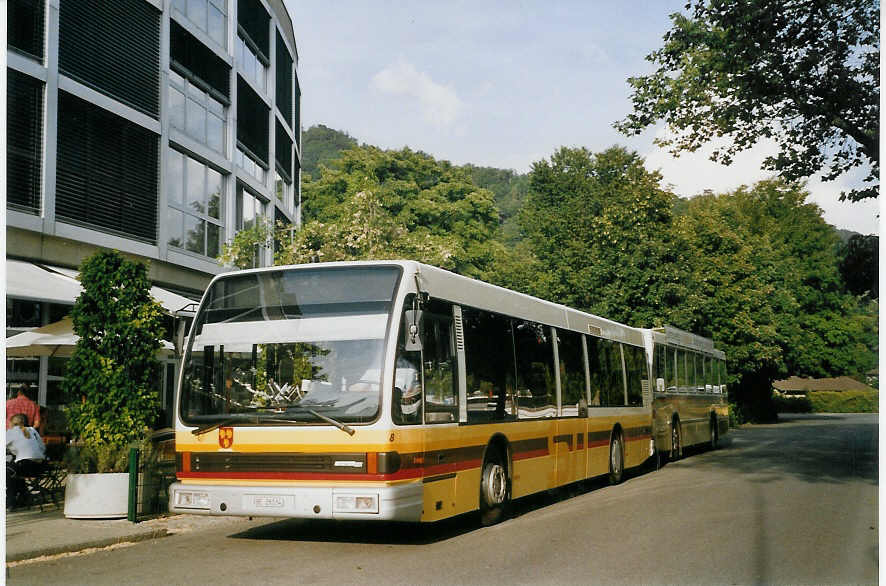 (068'221) - STI Thun - Nr. 8/BE 26'034 - Den Oudsten (ex TSG Blumenstein Nr. 8) am 9. Juni 2004 bei der Schiffl�ndte Thun