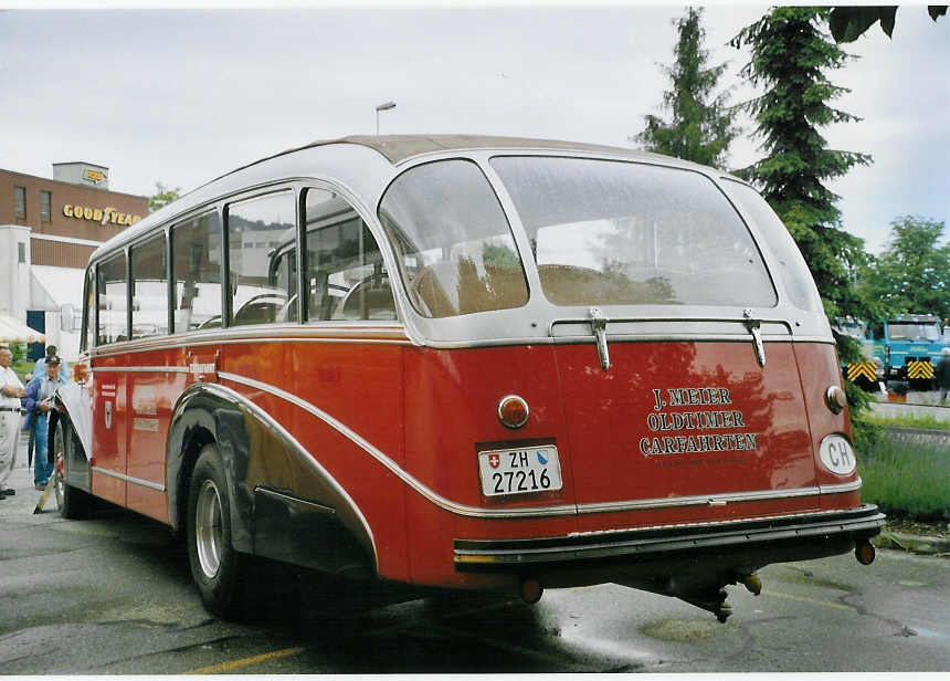 (068'523) - Meier, Gr�t - Nr. 12/ZH 27'216 - FBW/R&J (ex Wespe, Altst�tten; ex AFA Adelboden Nr. 12) am 19. Juni 2004 in Hinwil, AMP