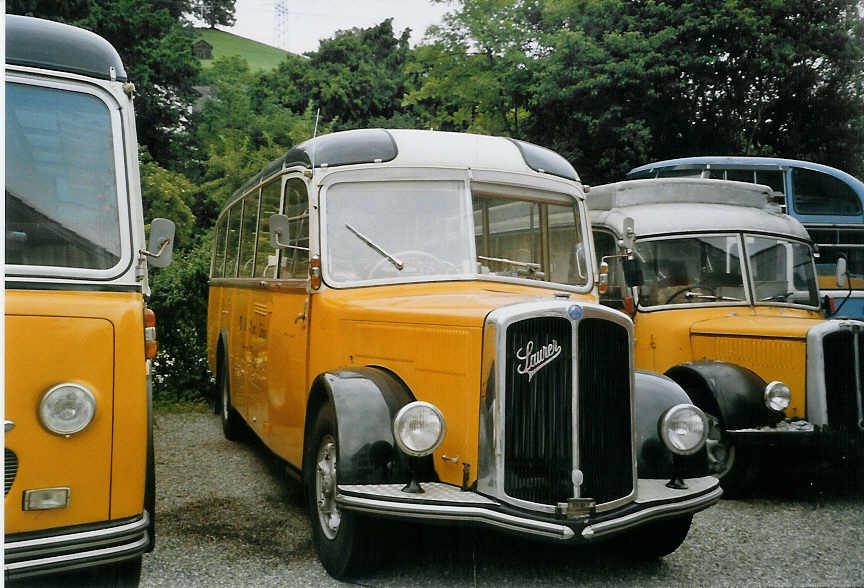 (068'534) - Oldie-Tours Z�risee, Wollerau - Nr. 1 - Saurer/R&J am 19. Juni 2004 in Schmerikon, Garage