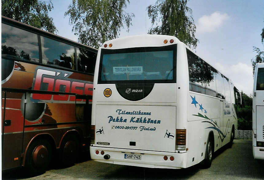 (068'923) - Aus Finnland: K�hk�nen - SHF-743 - Scania/Irizar am 6. Juli 2004 in Rust, Europapark