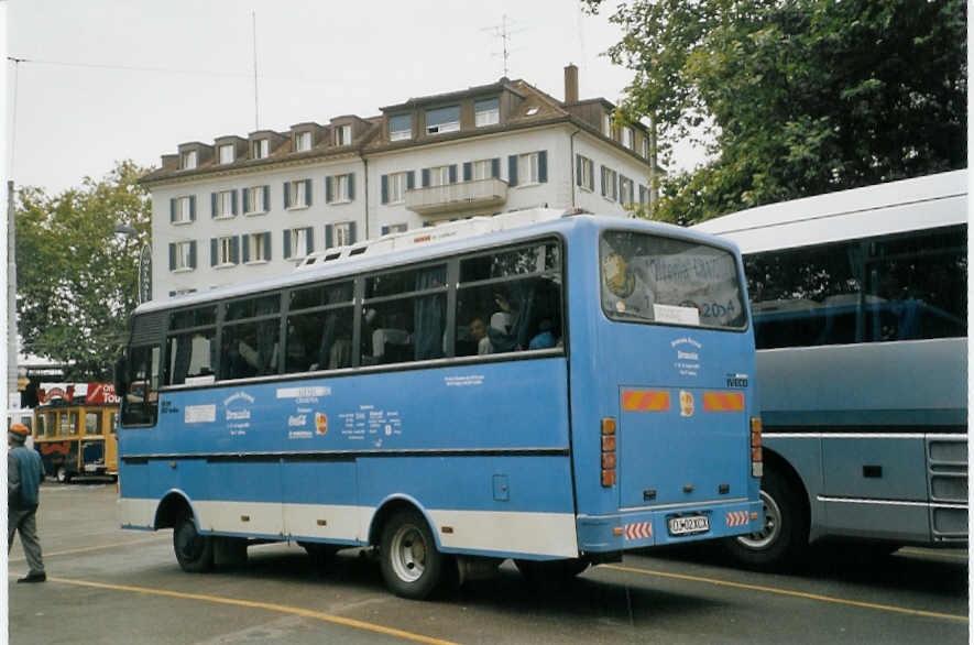 (070'120) - Aus Rum�nien: Dracula - DJ 02 XCX - Otoyol/Iveco am 21. August 2004 in Z�rich, Sihlquai