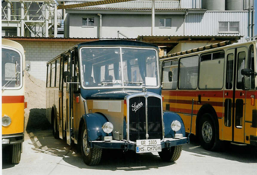 (070'517) - Aus Deutschland: Braun, M�nster - MS-CH 70H - Saurer/R&J (ex M�ller, D-Neum�nster; ex Sol�r&Fontana, Ilanz Nr. 14; ex Christell, Falera) am 28. August 2004 in Niederbipp, Saurertreffen