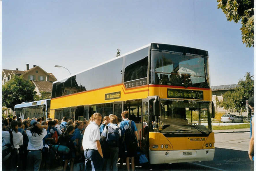 (070'706) - Wieland, Murten - FR 300'600 - Neoplan (ex Rey, Ayent; ex Ersatz- und Vorf�hrfahrzeug) am 5. September 2004 in Burgdorf, Neumarkt