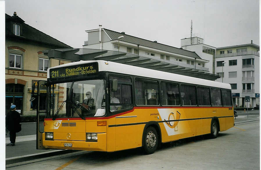 (071'903) - PostAuto Z�rich - Nr. 55/ZH 781'194 - Mercedes/R&J (ex P 25'355) am 9. Oktober 2004 beim Bahnhof Affoltern