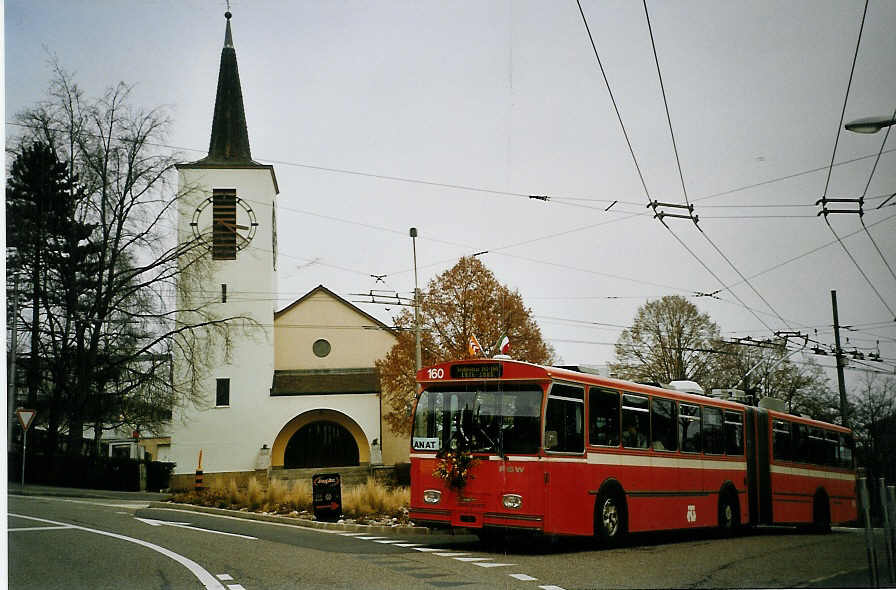 (074'204) - TN Neuch�tel - Nr. 160 - FBW/Hess Gelenktrolleybus (ex Nr. 60) am 16. Januar 2005 in Neuch�tel, Temple de Valangines