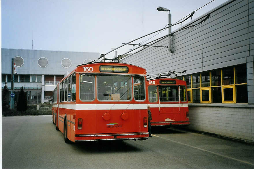 (074'210) - TN Neuch�tel - Nr. 160 - FBW/Hess Gelenktrolleybus (ex Nr. 60) am 16. Januar 2005 in Marin, D�p�t