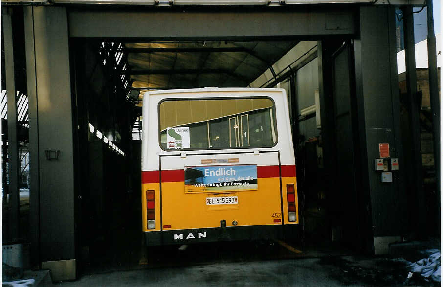 (074'422) - PostAuto Bern-Freiburg-Solothurn - Nr. 452/BE 615'593 - MAN/Hess (ex Trachsel, Hasle-R�egsau; ex Loosli, Wyssachen) am 10. Februar 2005 in Bern, Postautostation