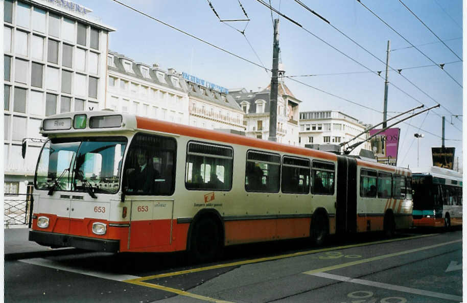 (075'003) - TPG Gen�ve - Nr. 653 - Saurer/Hess Gelenktrolleybus am 24. Februar 2005 in Gen�ve, Bel-Air