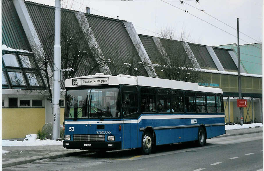 (075'325) - VBL Luzern - Nr. 53/LU 15'053 - Volvo/Hess am 25. Februar 2005 in Luzern, Br�elstrasse