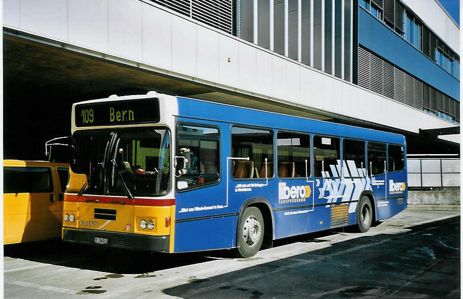 (075'335) - Steiner, Ortschwaben - Nr. 7/BE 336'245 - Volvo/Lauber am 3. M�rz 2005 in Bern, Postautostation
