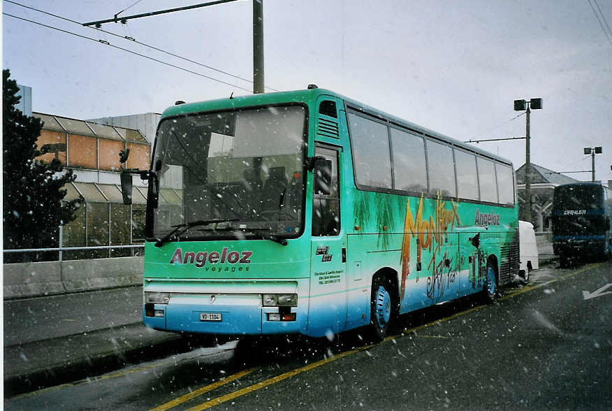 (075'523) - Angeloz, Villeneuve - VD 1104 - Renault am 6. M�rz 2005 in Gen�eve, A�roport