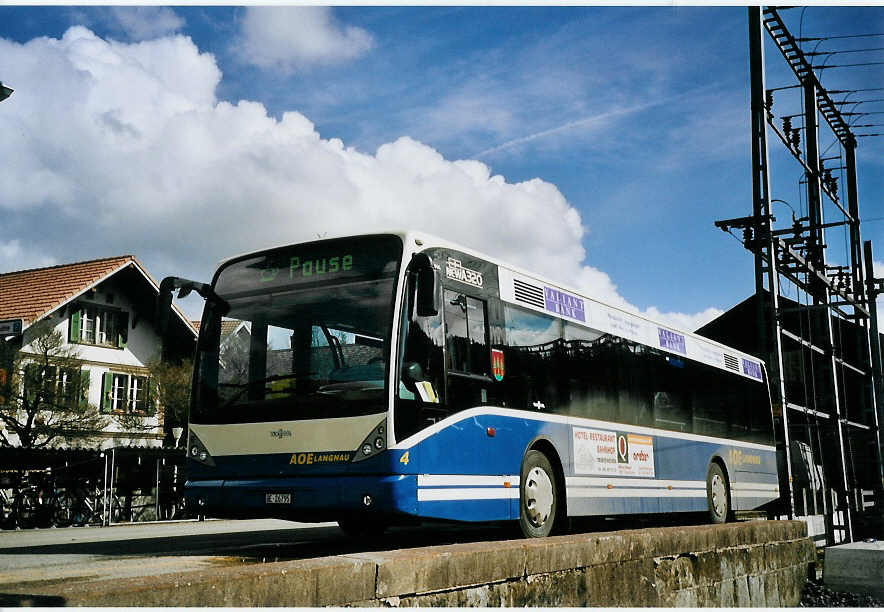 (075'727) - AOE Langnau - Nr. 4/BE 26'795 - Van Hool am 25. M�rz 2005 beim Bahnhof Langnau