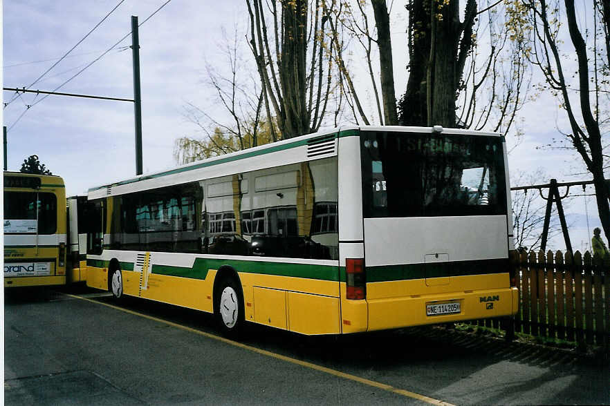 (076'226) - TN Neuch�tel - Nr. 205/NE 114'205 - MAN am 23. April 2005 in Neuch�tel, D�p�t