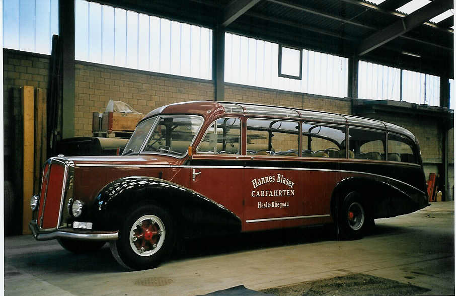 (076'812) - Blaser, Hasle-R�egsau - Saurer/R&J (ex Feller, Luterbach; ex AWL Littenheid; ex TSG Blumenstein Nr. 6) am 29. Mai 2005 in Oberburg, Ziegelgut