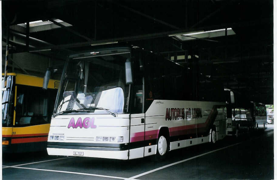 (077'035) - AAGL Liestal - Nr. 31/BL 7527 - Dr�gm�ller am 5. Juni 2005 in Liestal, Garage