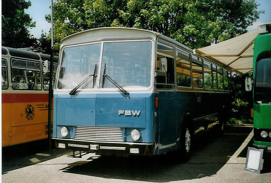 (077'709) - VZO Gr�ningen - Nr. 14 - FBW/T�scher am 18. Juni 2005 in Hinwil, AMP