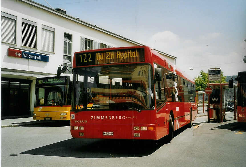 (077'726) - AHW Horgen - Nr. 3/ZH 509'069 - Volvo/Steyr (ex Vorf�hrfahrzeug) am 18. Juni 2005 beim Bahnhof W�denswil