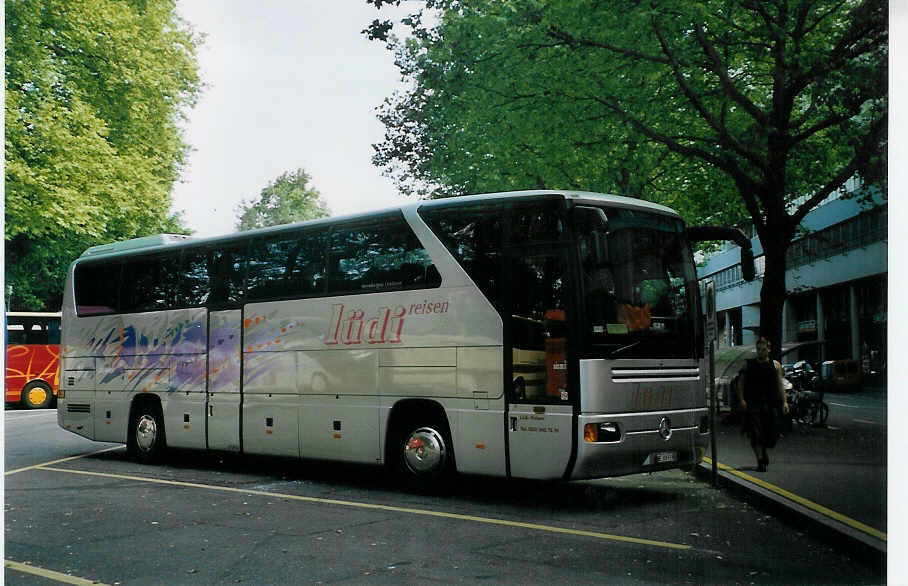 (077'813) - L�di, Uetendorf - BE 308'919 - Mercedes am 18. Juni 2005 in Luzern, Inseli-P