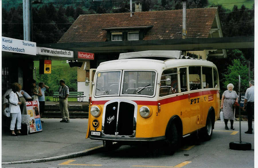 (078'004) - Schmid, Th�rishaus - Nr. 3/BE 26'206 - Saurer/Gangloff (ex Geiger, Adelboden Nr. 3) am 25. Juni 2005 beim Bahnhof Reichenbach