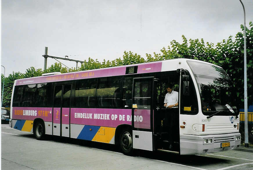 (079'102) - Hermes, Kampen - Nr. 8085/BJ-RH-03 - Den Oudsten am 23. Juli 2005 beim Bahnhof Maastricht