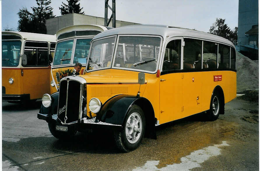 (079'812) - Hurter, M�nchaltdorf - ZH 271'919 - Berna/FHS (ex Volkart, Russikon; ex ASD Aigle; ex P 21'003) am 27. August 2005 in Niederbipp, Saurertreffen