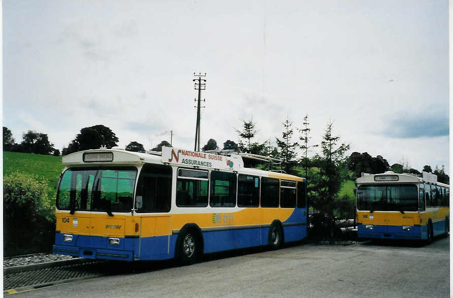 (080'010) - TC La Chaux-de-Fonds - Nr. 104 - FBW/Hess-Haag Trolleybus am 27. August 2005 in La Chaux-de-Fonds, D�p�t