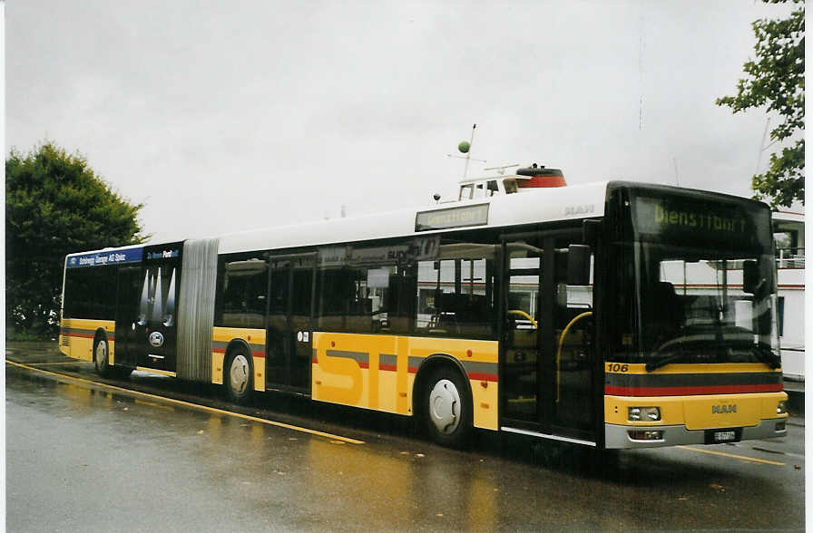 (080'417) - STI Thun - Nr. 106/BE 577'106 - MAN am 17. September 2005 bei der Schiffl�ndte Thun
