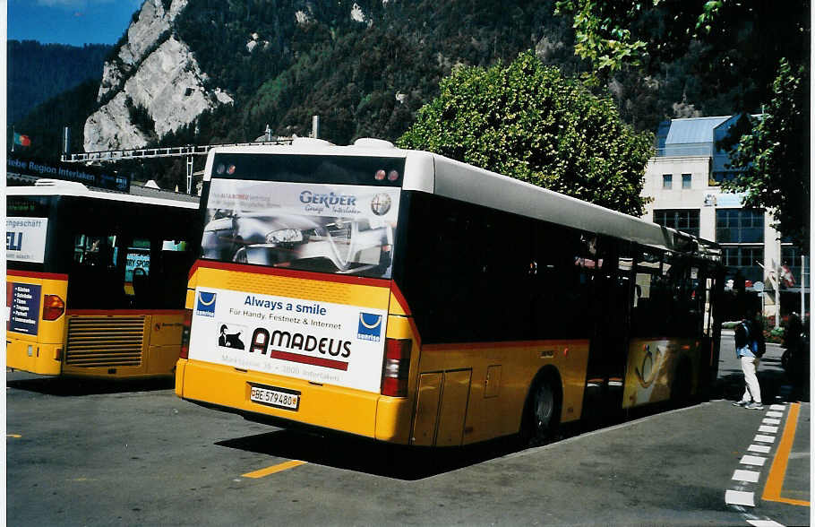 (080'526) - PostAuto Berner Oberland - BE 579'480 - MAN/G�ppel (ex P 23'031) am 25. September 2005 beim Bahnhof Interlaken West