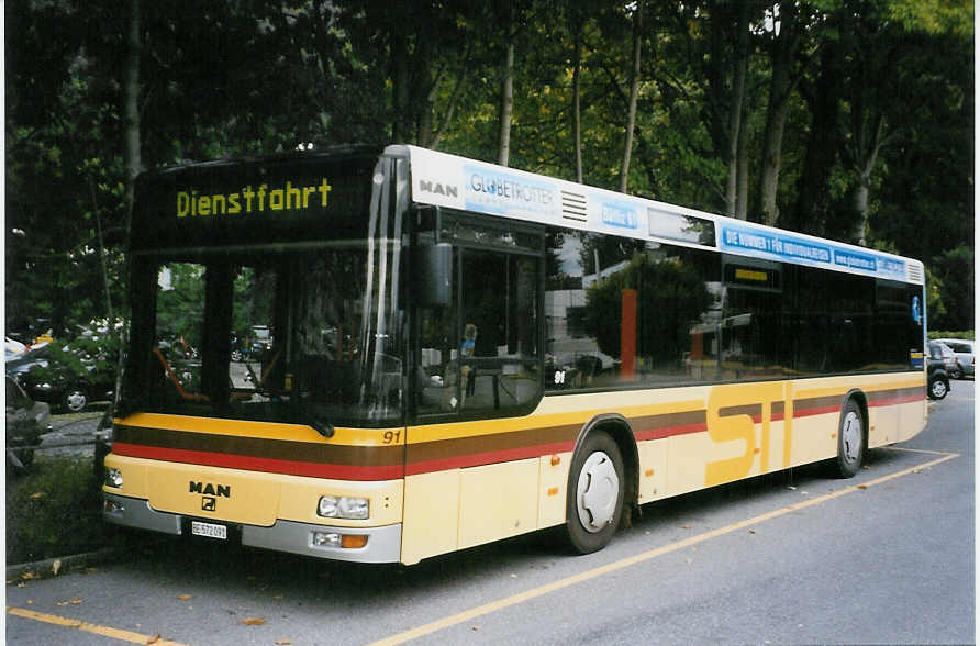 (080'613) - STI Thun - Nr. 91/BE 572'091 - MAN am 29. September 2005 bei der Schiffl�ndte Thun