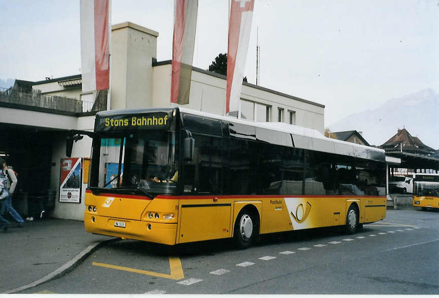 (081'113) - Thepra, Stans - Nr. 19/NW 5019 - Neoplan am 20. Oktober 2005 beim Bahnhof Stans