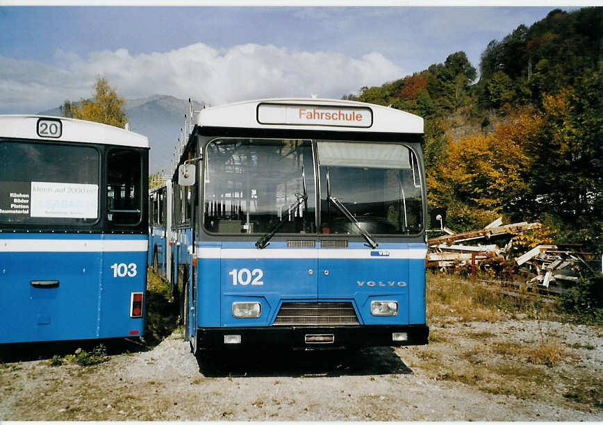 (081'135) - VBL Luzern - Nr. 102 - Volvo/Hess am 20. Oktober 2005 in N�fels